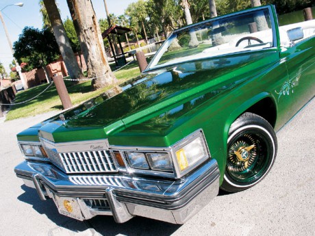 0704_lrmp_06_z+1979_cadillac_coupe_deville+driver_front_view.jpg